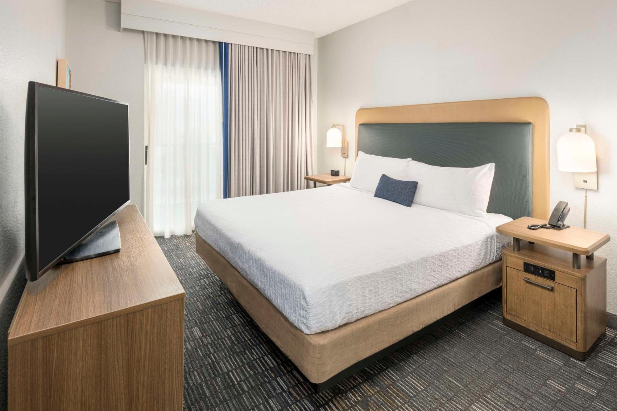 Hotel Homewood By Hilton New Orleans